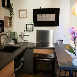  Apartment Studio Coeur De Neuf Et Design Tt Equipe Parking Gratuit